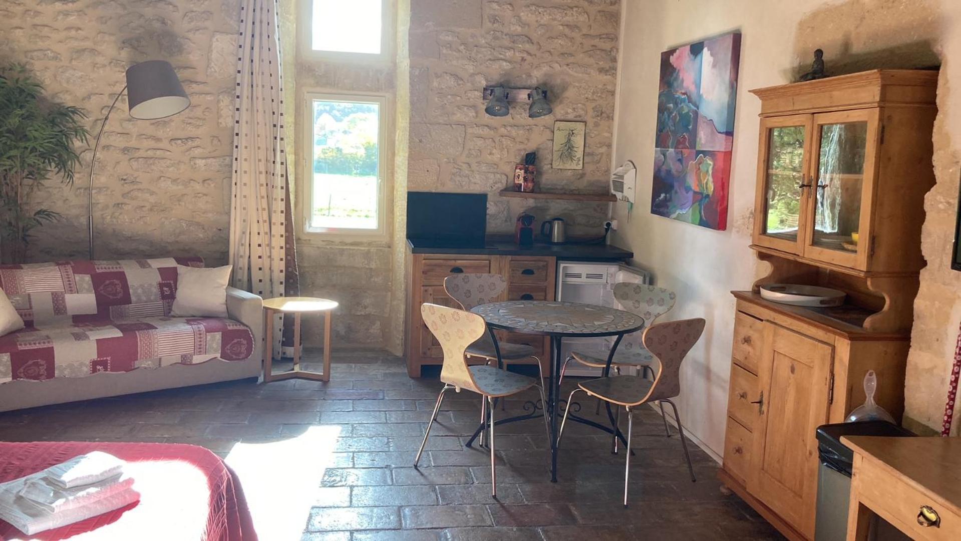 Mas De La Rivoire B&B Villevieille Luaran gambar