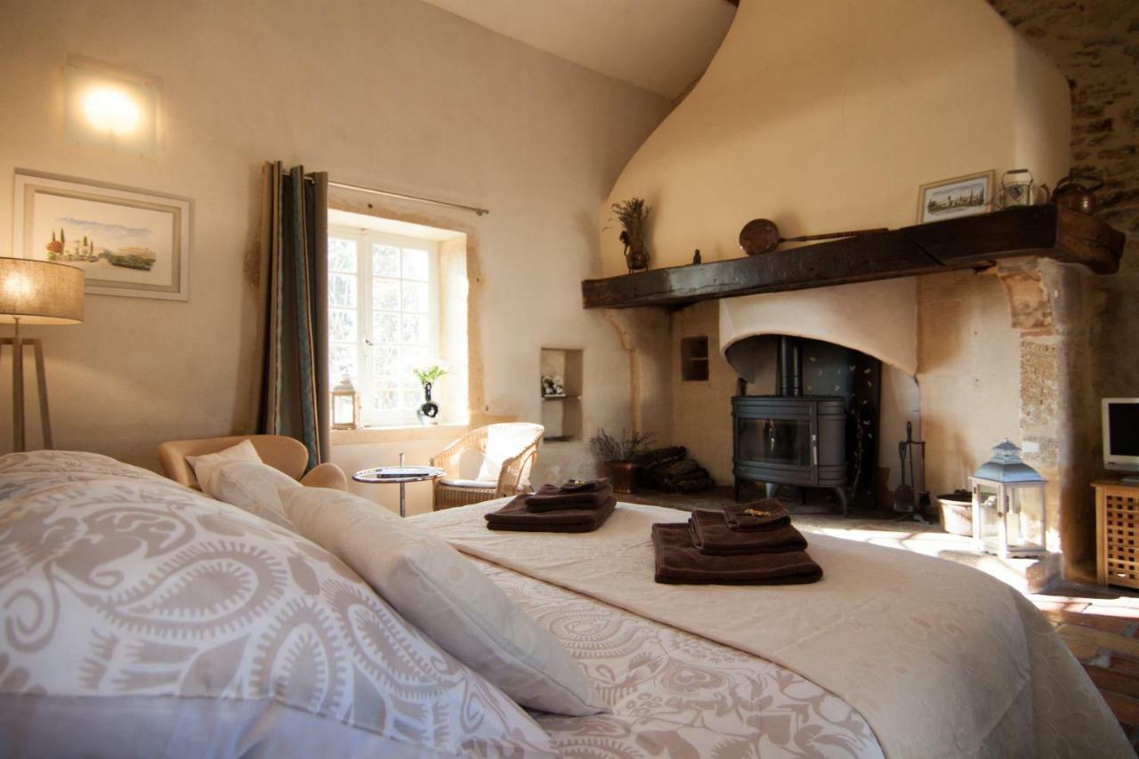 Mas De La Rivoire B&B Villevieille Luaran gambar